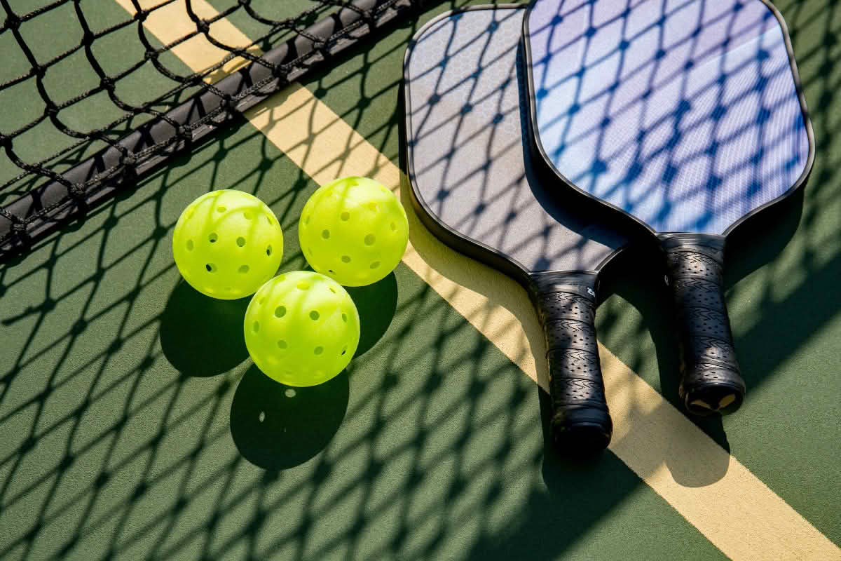 cach sua vot pickleball tai nha nhanh chong phuc hoi nhu moi