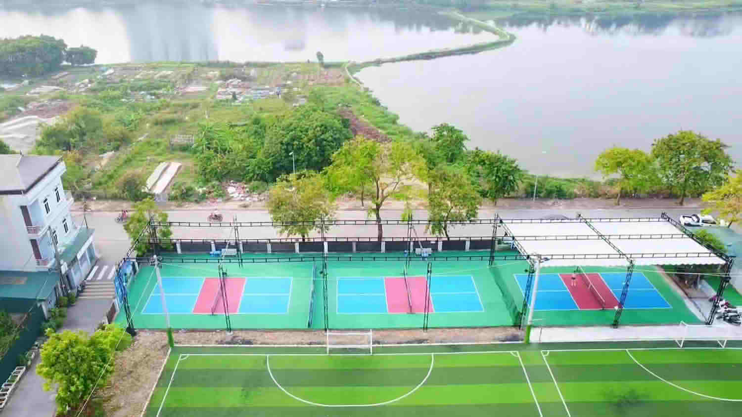 Sân pickleball quận long biên 11 San Pickleball Ho Thach Ban