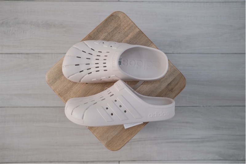 Dép Adidas chính hãng Adilette Clog Be JI2242