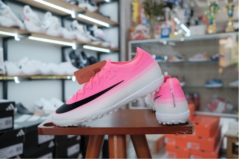Giày đá bóng Nike Vapor 17 Pro TF Pink IU2727-900