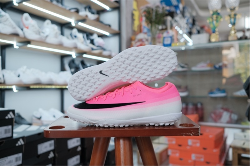 Giày đá bóng Nike Vapor 17 Pro TF Pink IU2727-900