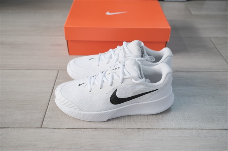 Giày Pickleball Tennis Nike Vapor Lite 3 White FZ2156-101 Giày Pickleball Tennis Nike Vapor Lite 3 White FZ2156-101