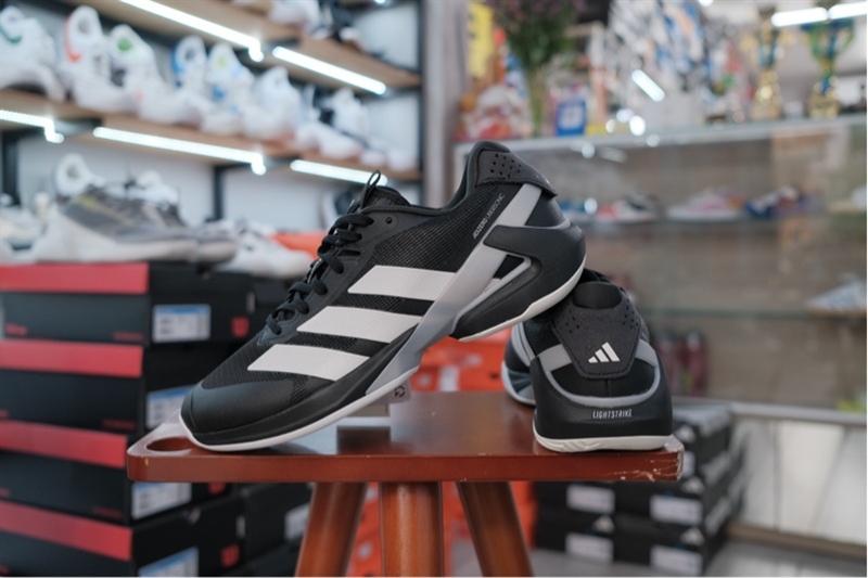 Giày Pickleball Tennis Adidas Ubersonic 5 Black IH2556 Giày Pickleball Tennis Adidas Ubersonic 5 Black IH2556
