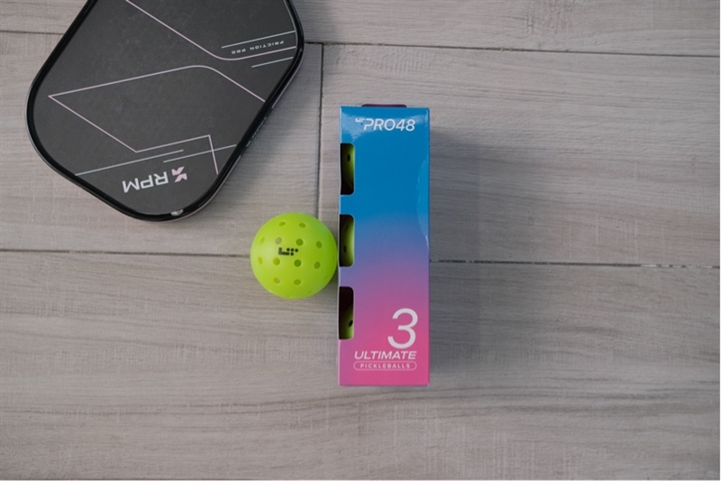 Bóng Pickleball thi đấu LT48 Pro Chính Hãng Pack 3