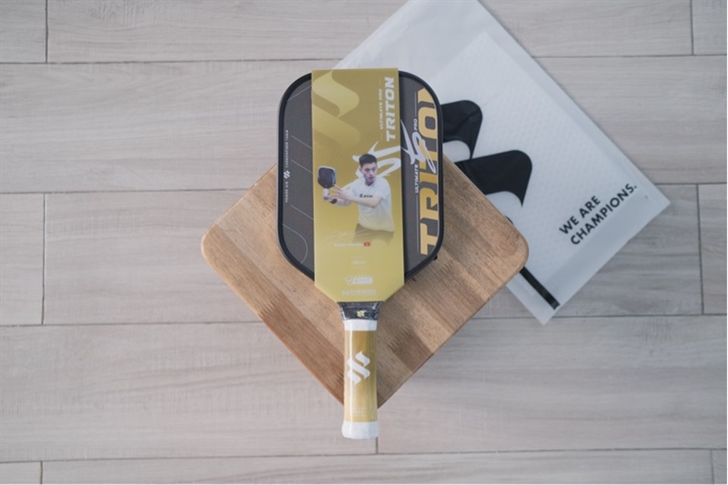 Vợt Pickleball Sypik Triton 5 Pro Chữ ký Vinh Hiển 16mm - Vàng