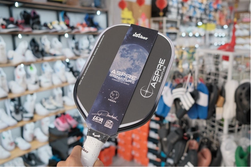 Vợt Pickleball Zocker Aspire Signature Phúc Huỳnh 16mm Vợt Pickleball Zocker Aspire Signature Phúc Huỳnh 16mm